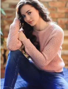 Elite escort service in Mahalaxmi for home and hotel visits